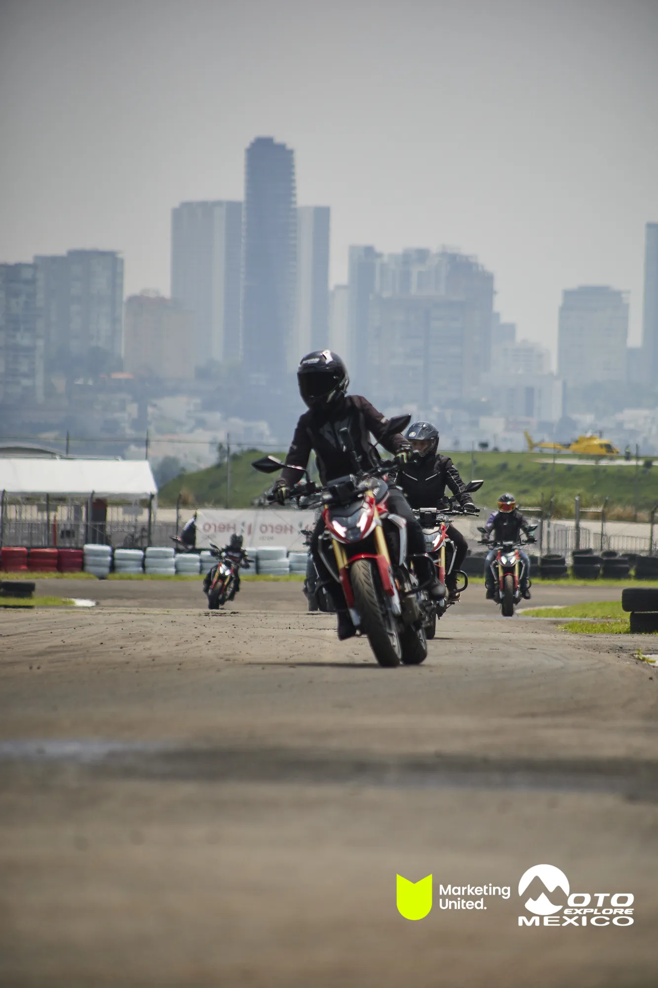 HUNK TRACKDAY 334